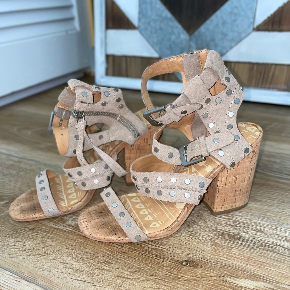 Dolce Vita Size 6